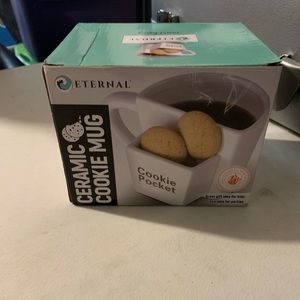 NWT Ceramic Cookie Mug, Coffee, Tea, Milk